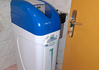 Addolcitore cabinato con filtro a Cavriago | SAE TECNOLOGY